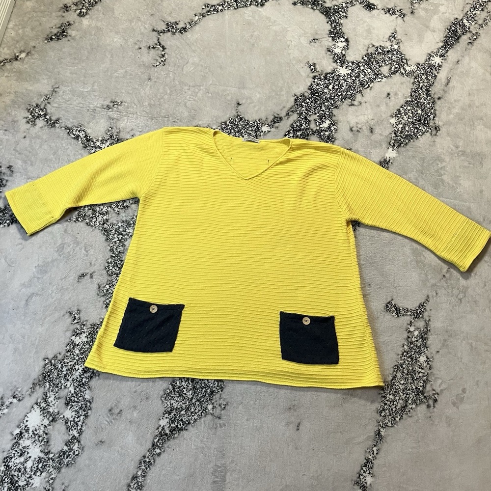 Margaret Winters Sweater Womens‎ Size 2X Yellow Textured Cotton Patch Pocket
